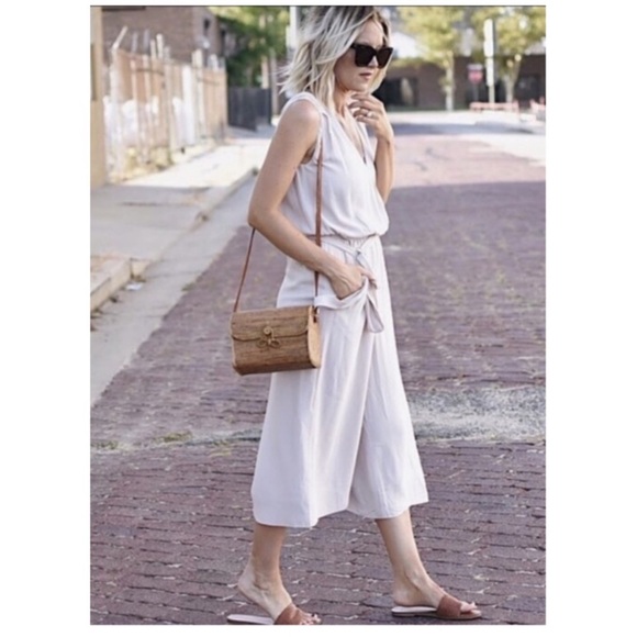 Aritzia Babaton Maximillian Jumpsuit - Picture 3 of 6